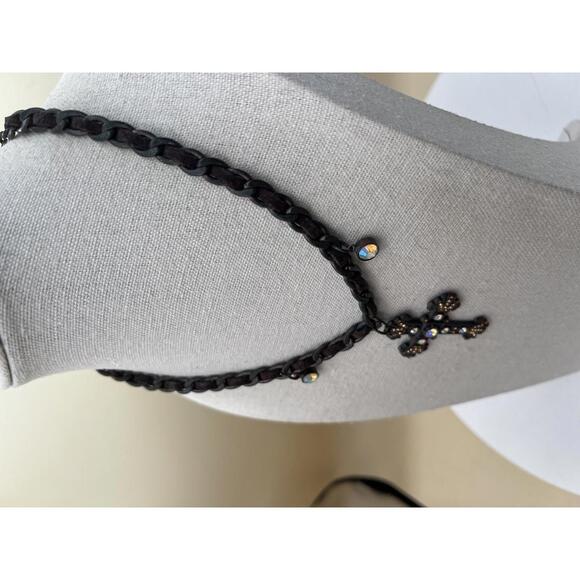 Vintage Style Cross Pendant Necklace with Rhinestones - Picture 7 of 9